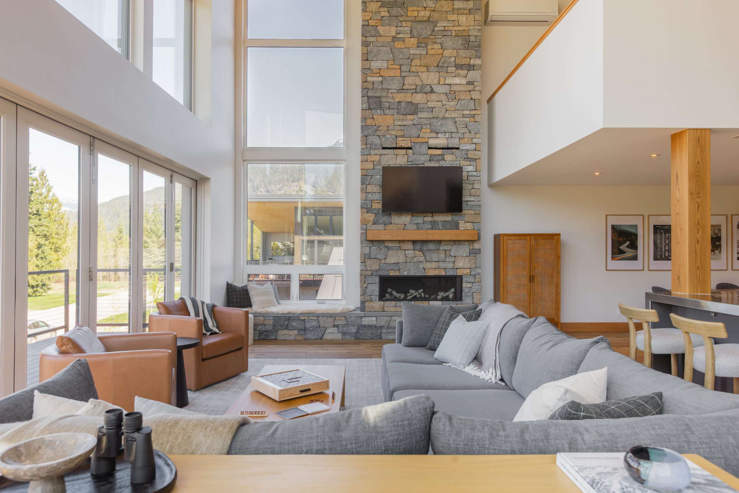 1540 Birch Drive | Interiors